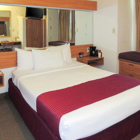 רובינסוויל Quality Inn & Suites מראה חיצוני תמונה