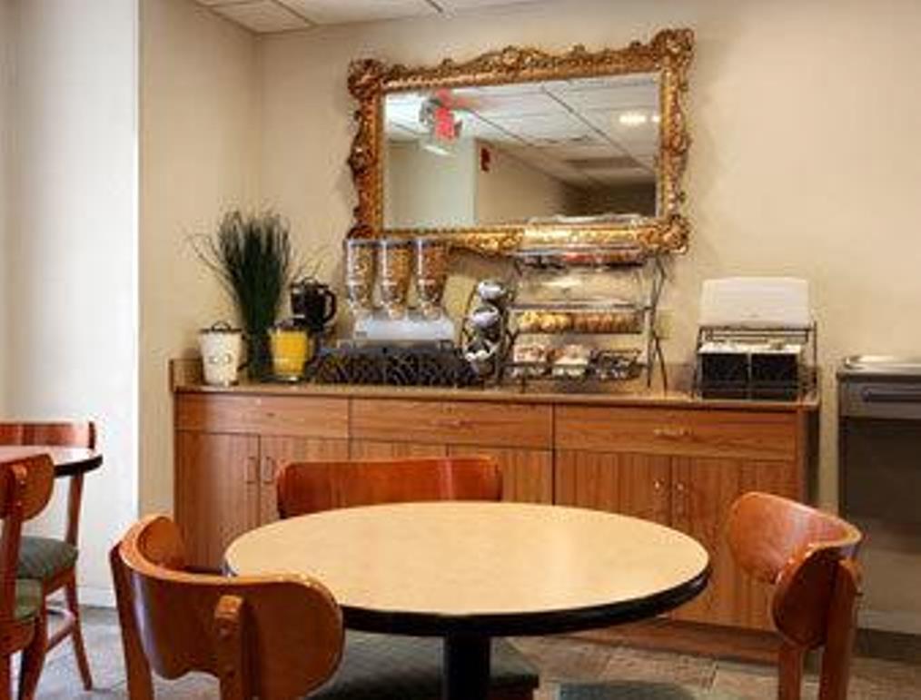 רובינסוויל Quality Inn & Suites מראה חיצוני תמונה