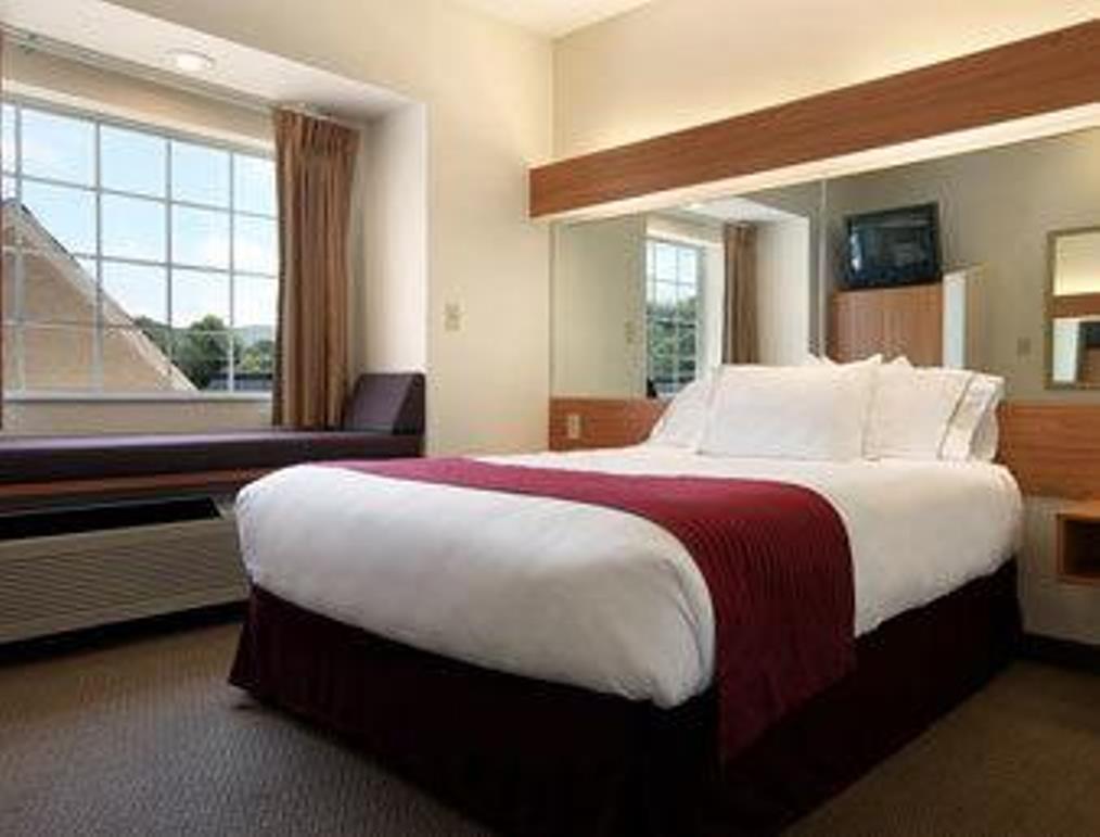רובינסוויל Quality Inn & Suites מראה חיצוני תמונה