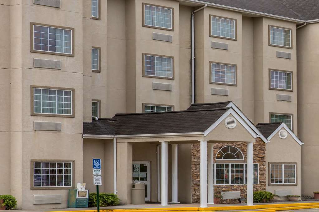 רובינסוויל Quality Inn & Suites מראה חיצוני תמונה
